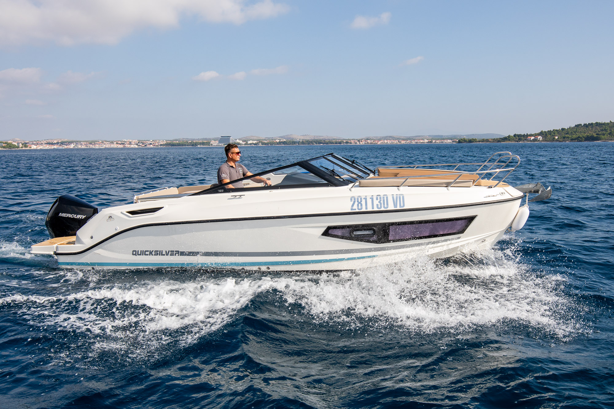 Quicksilver 755 Cruiser